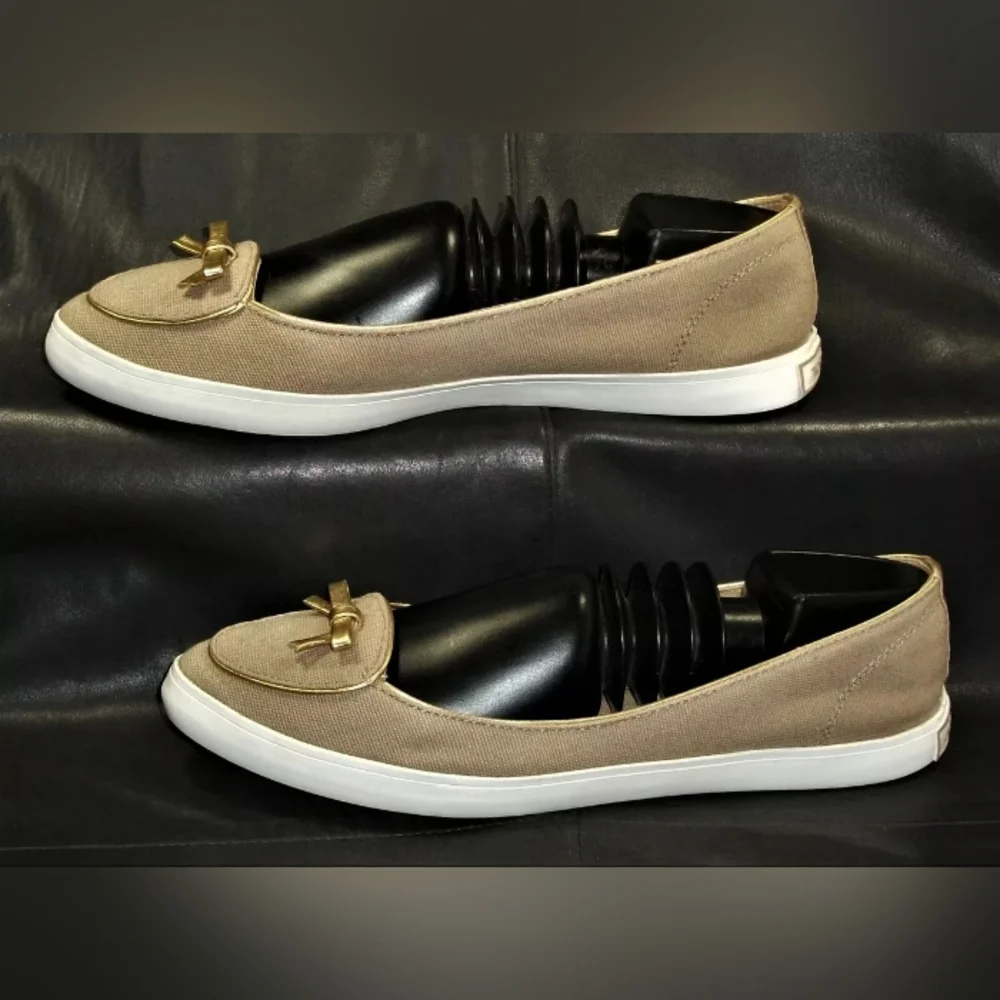 Tory Burch Dakota sneaker-Canvas/Metallic gold tan size 9 - Picture 4 of 10